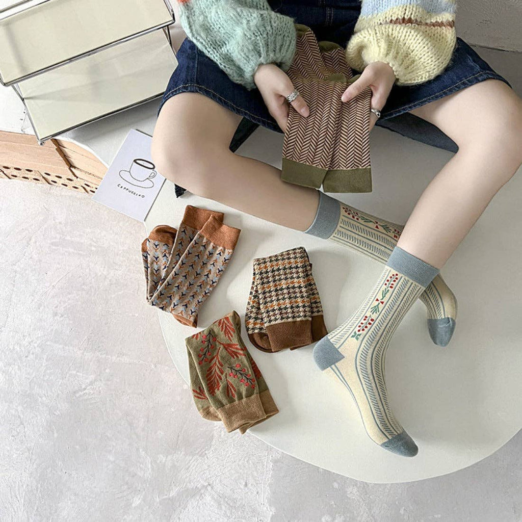 Rufia - Vintage Pattern Women's Socks for Fall & Winter