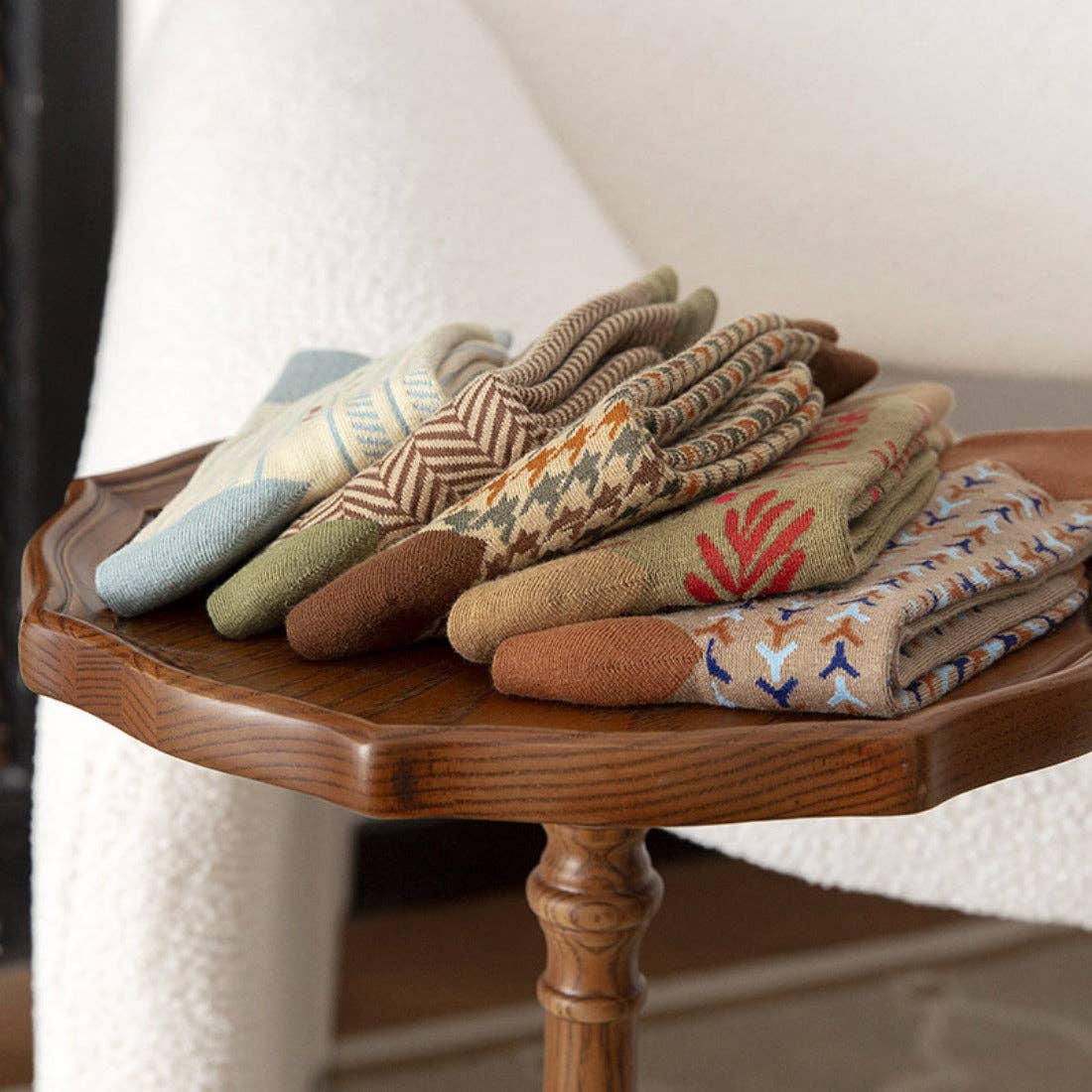 Rufia - Vintage Pattern Women's Socks for Fall & Winter
